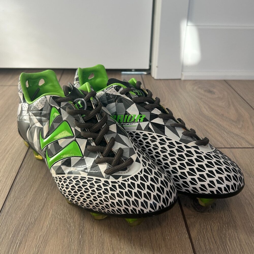 Warrior Skreamer Firm Ground Soccer Cleats (BRAND NEW NEVER WORN)